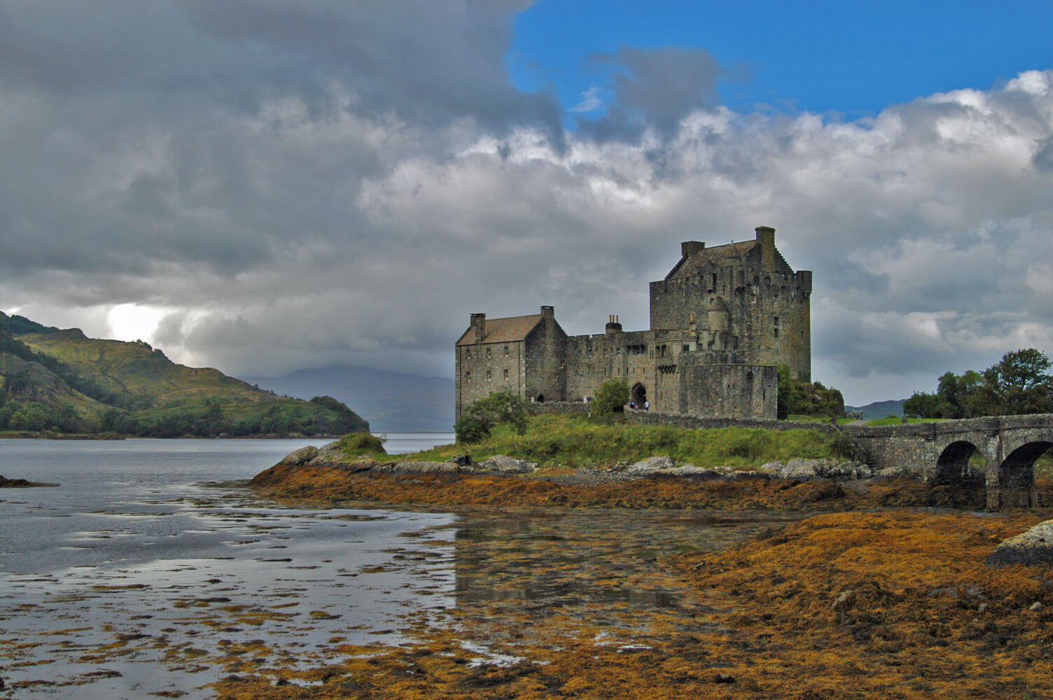 Eilean Donan Castle Malcolm Russell Magician